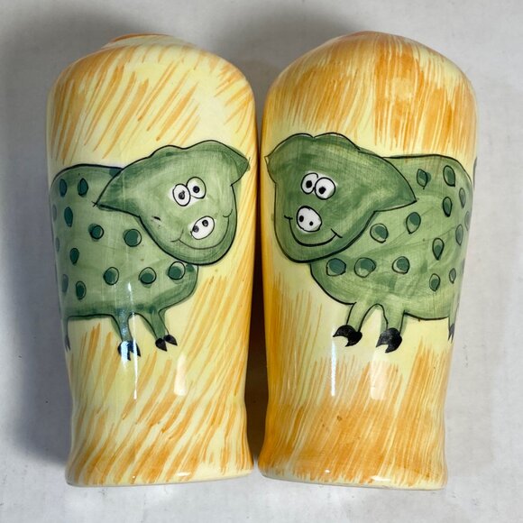 Vintage Pig Pigs Salt & Pepper Shaker Ceramic Country Cottage Core Yellow Green - Picture 8 of 12